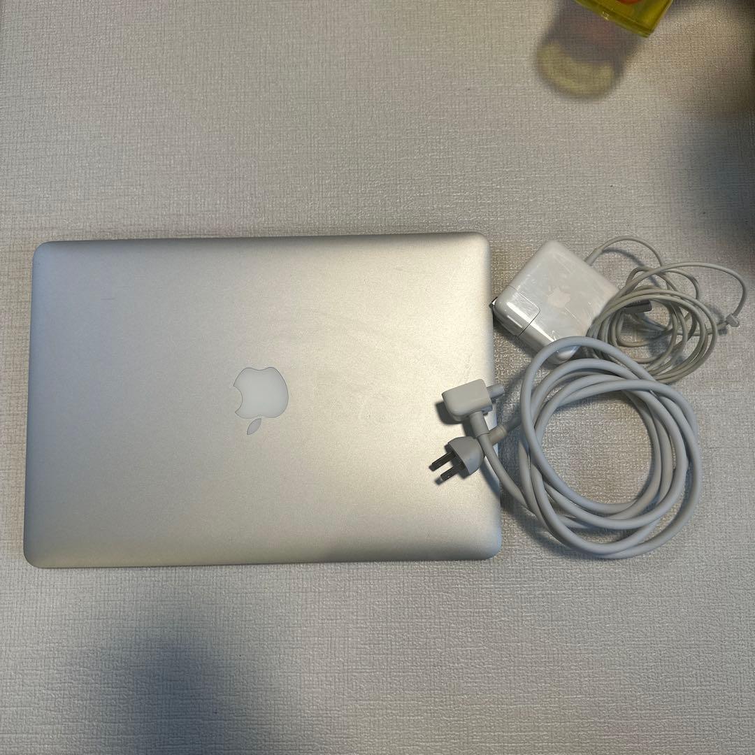 【美品】MacBook Air 13-inch 2017, 2.2GHz i7