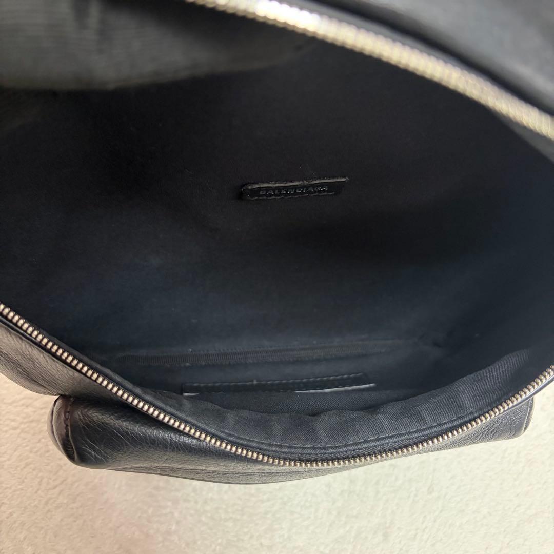 【美品】バレンシアガ エブリデイ ベルトバッグ ボディバッグ ブラック レザー