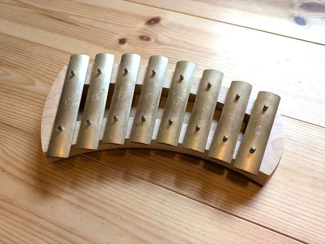 アウリス社(スウェーデン):グロッケンダイヤトニック８音