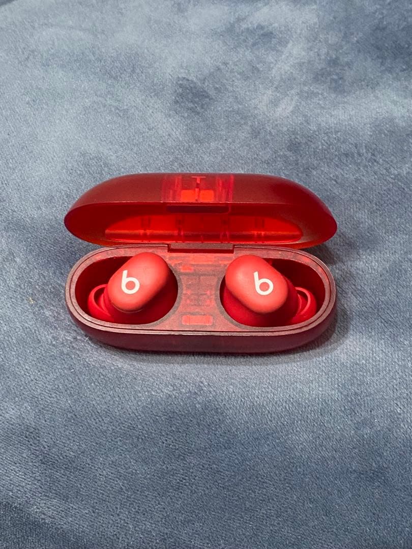 イヤホン beats solo buds