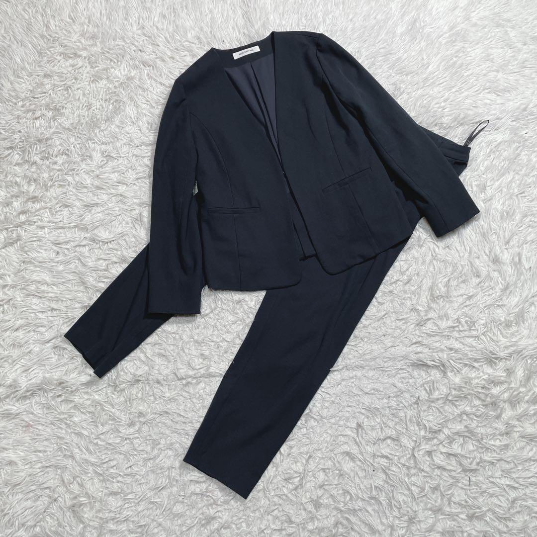 ナチュラルビューティベーシック　ノーカラー　セットアップ　スーツ　ネイビー　M