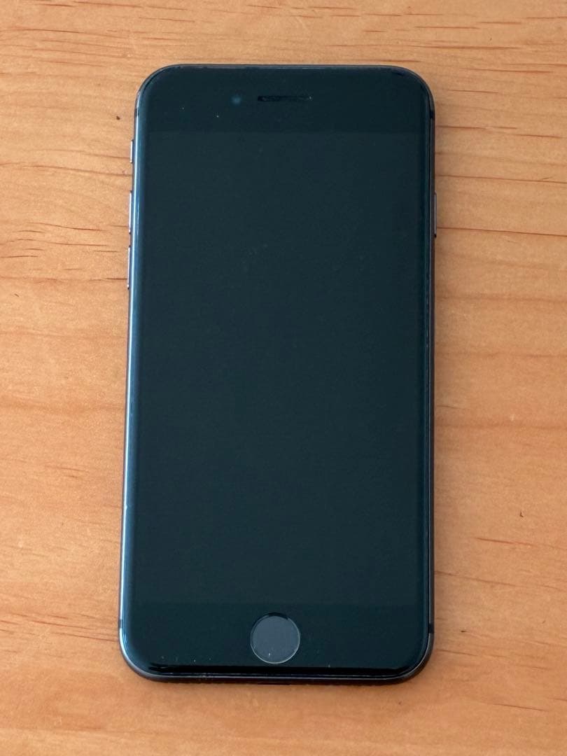 【中古】iPhone 8 SIMフリー　64GB ブラック