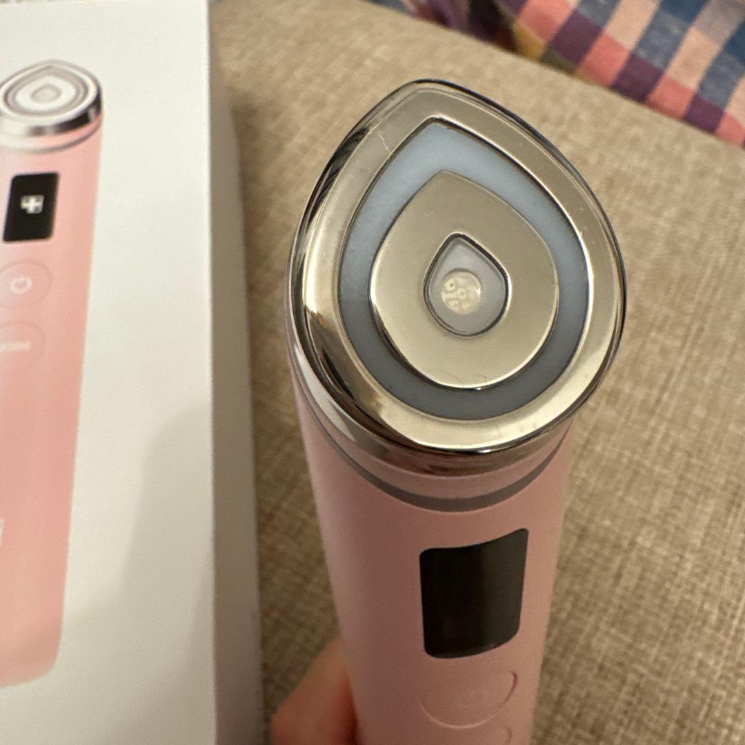 メディキューブ美顔器　ブースタープロ