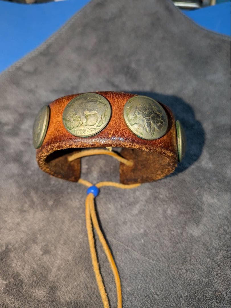 ゴローズ 5セントコンチョ付きレザー ブレスレット