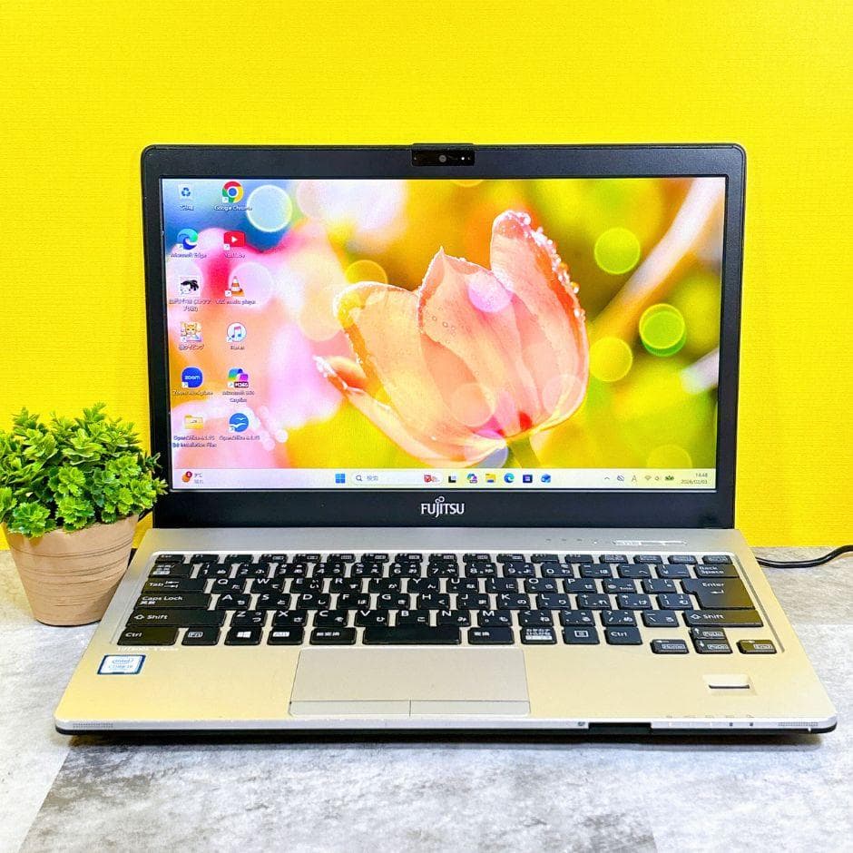 ｉ5✨小型軽量❣SSD搭載で快適✨カメラ付き フルHD 薄型 Windows11