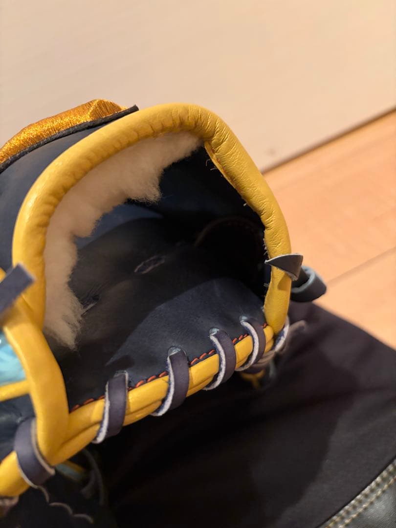 ミズノプロ 軟式　グラブ　グローブ　限定　定価47,300円　内野　オールスター