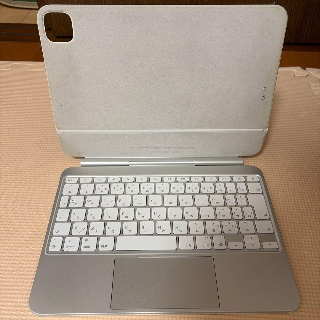 サ*メ様 iPad用　Magic Keyboard（M4、5対応）　ホワイト