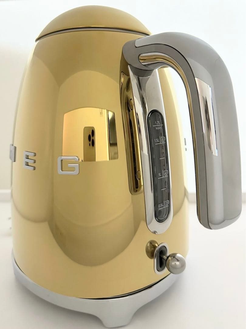 【日本正規品】SMEG スメッグ 電気ケトル (1.7L) (ゴールド)