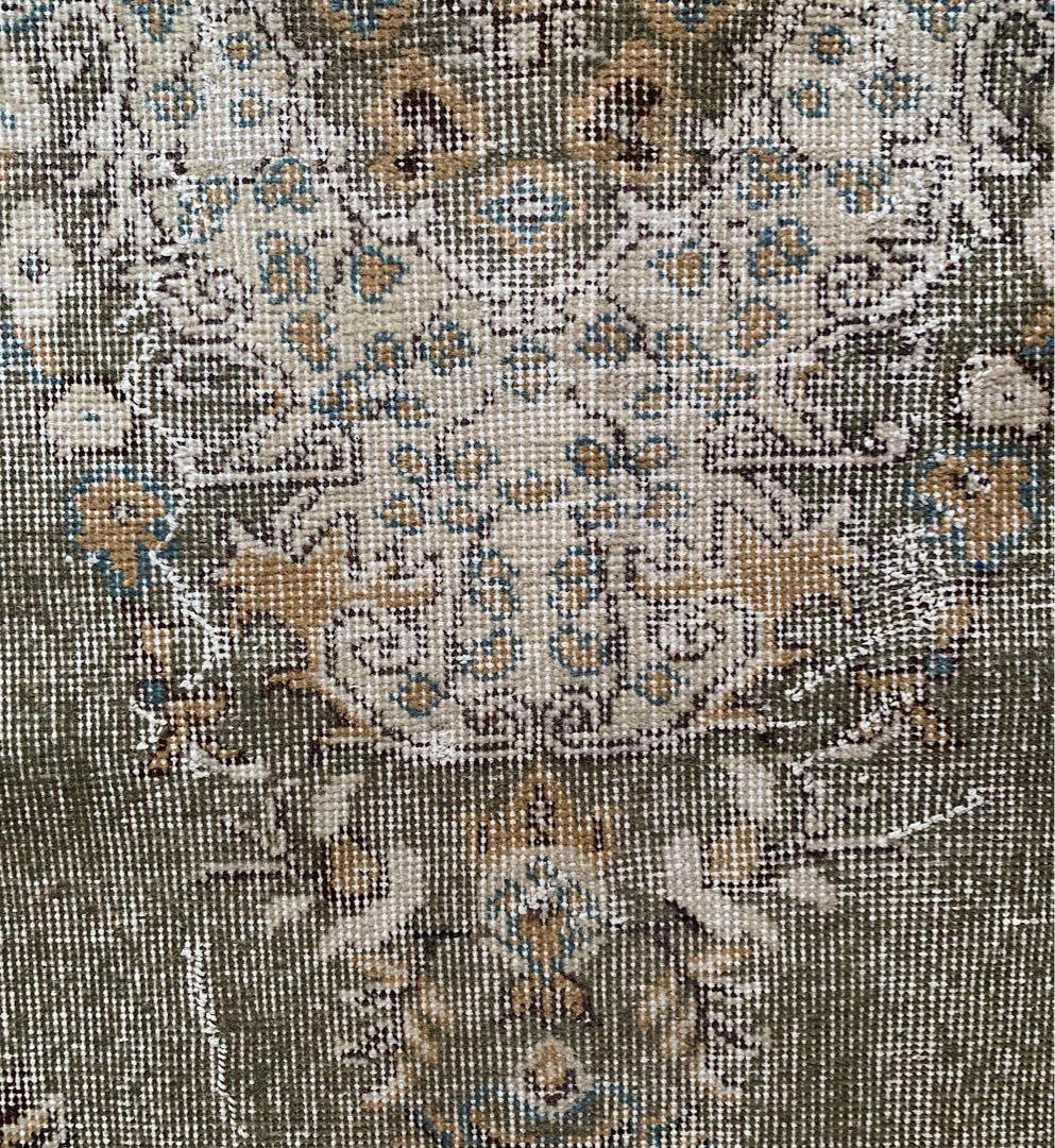 トルコヴィンテージラグ　超レア　スモーキーグリーン　193×116 ボタニカル