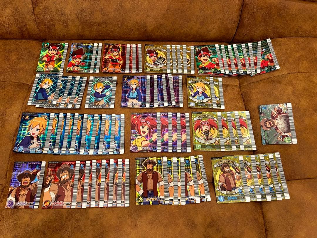 ☆*☆様 恐竜キング　約460枚　カード　ケース　まとめ売り