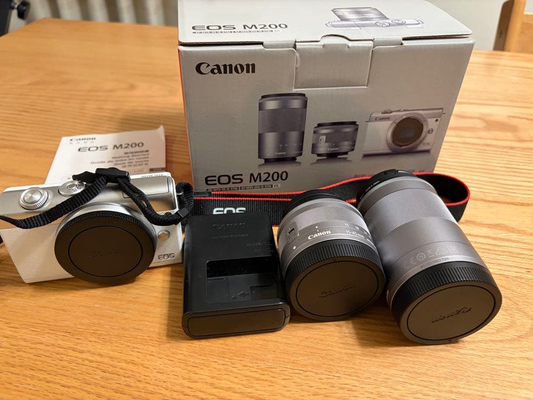 Canon EOS M200 ミラーレスカメラセット