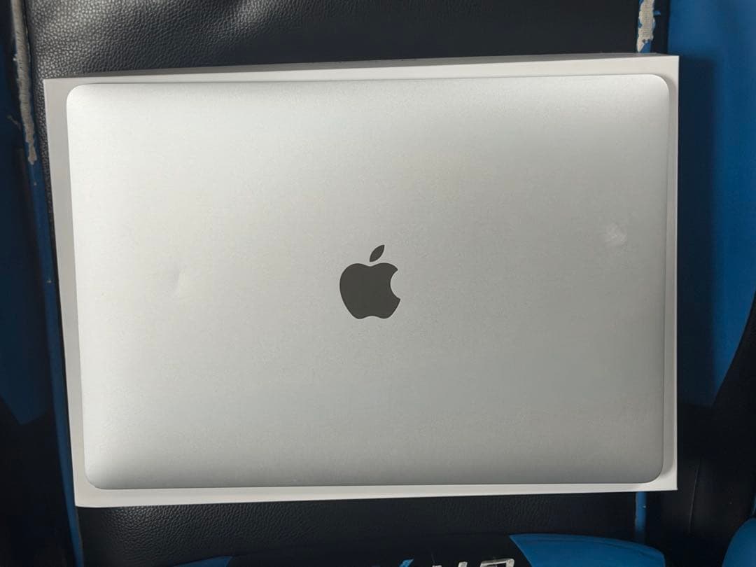 M1 MacBook Air 13インチ 8GB 256GB シルバー