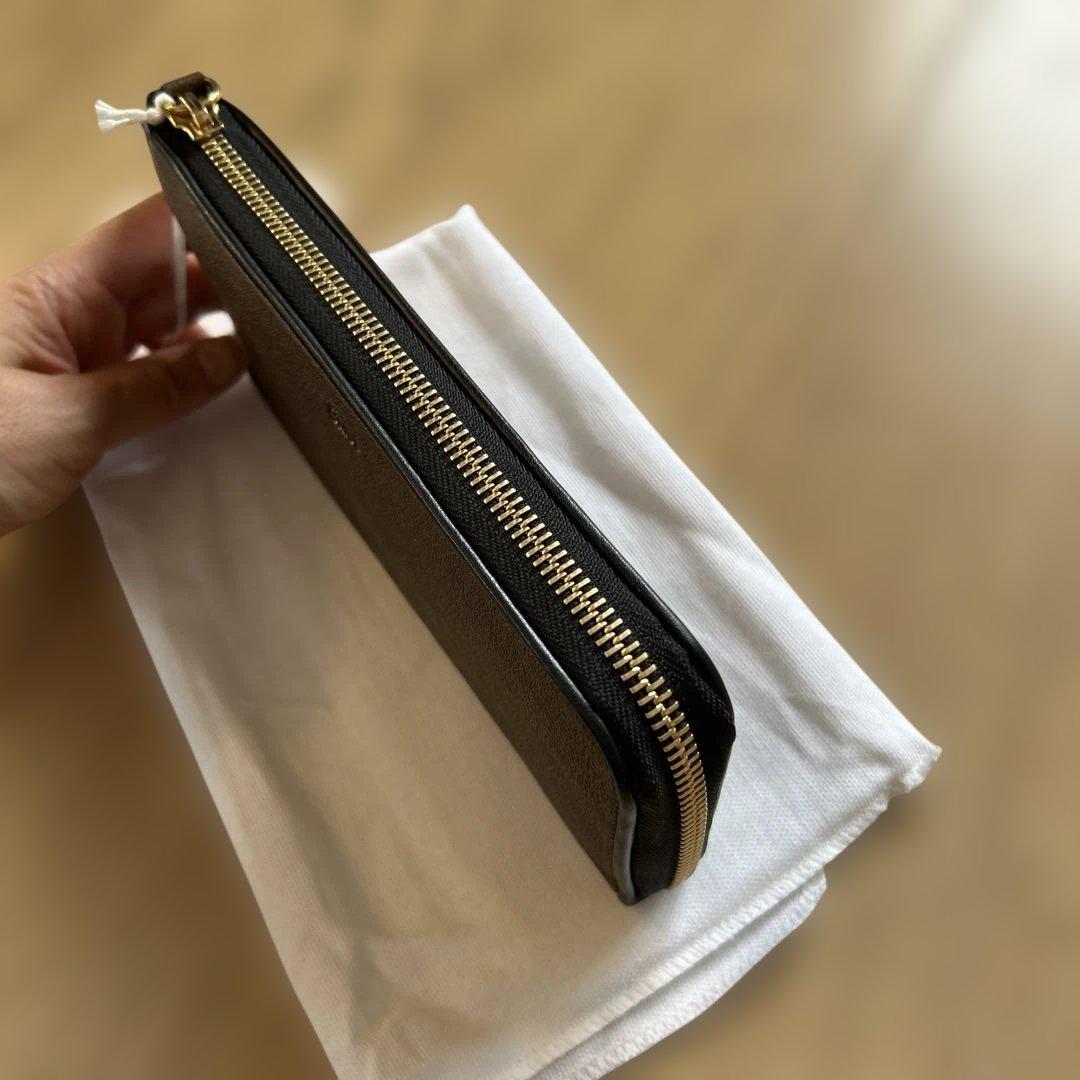 クロエ　レディース　長財布　ファスナー