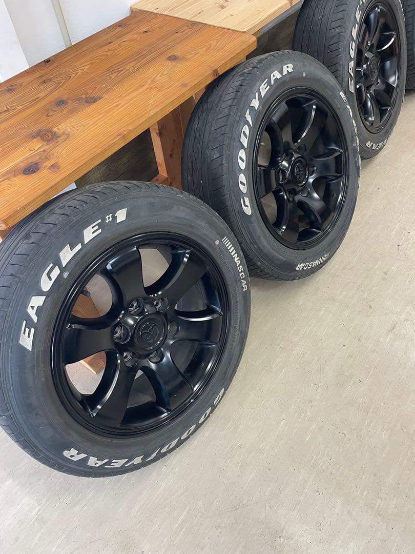 プラド純正　タイヤホイールセット　ハイエース