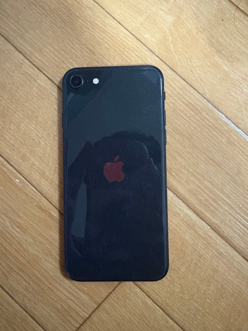 Apple iPhone SE (第2世代) ブラック 本体 最安値