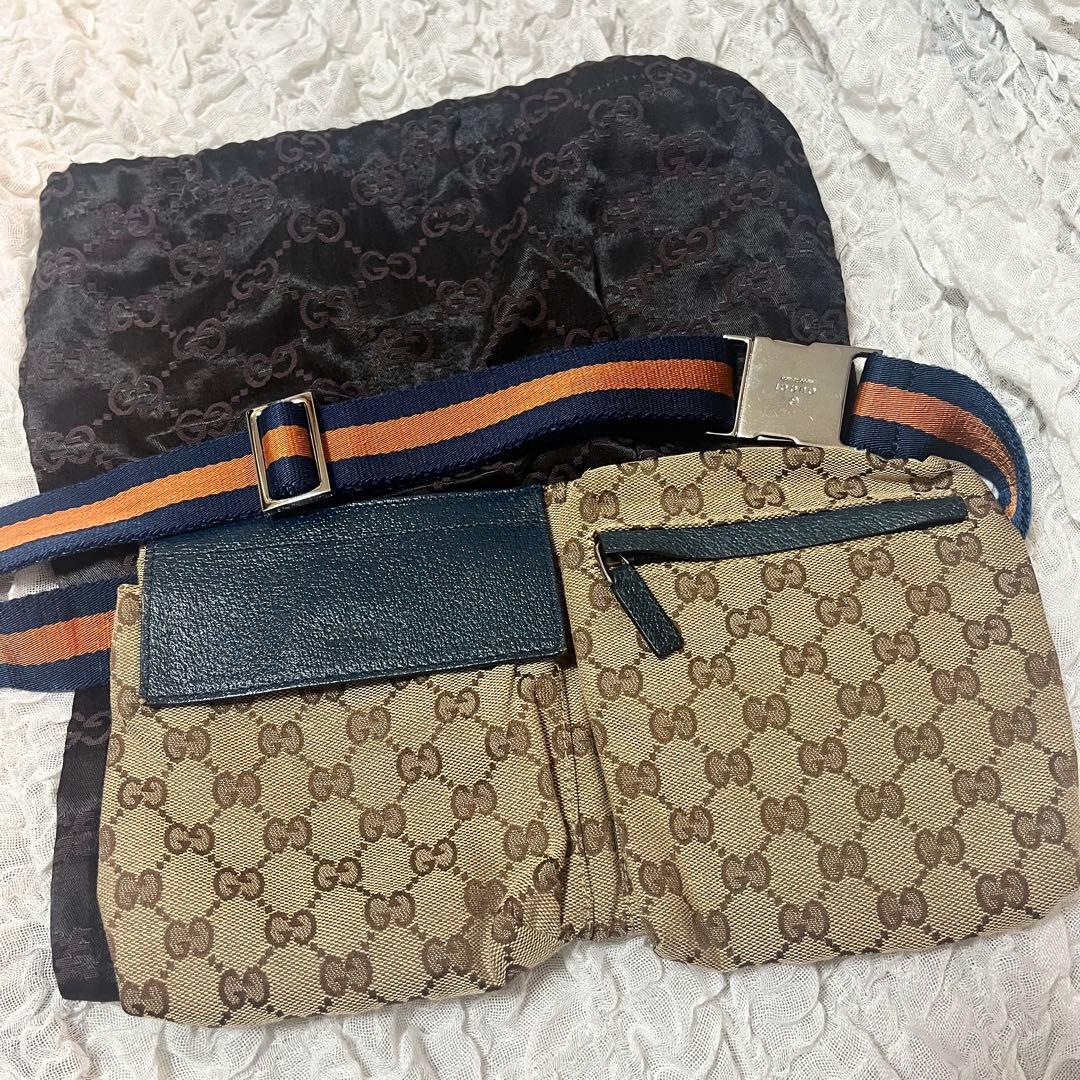 GUCCI ボディバッグ ウエストポーチ　GG柄 保存袋付き
