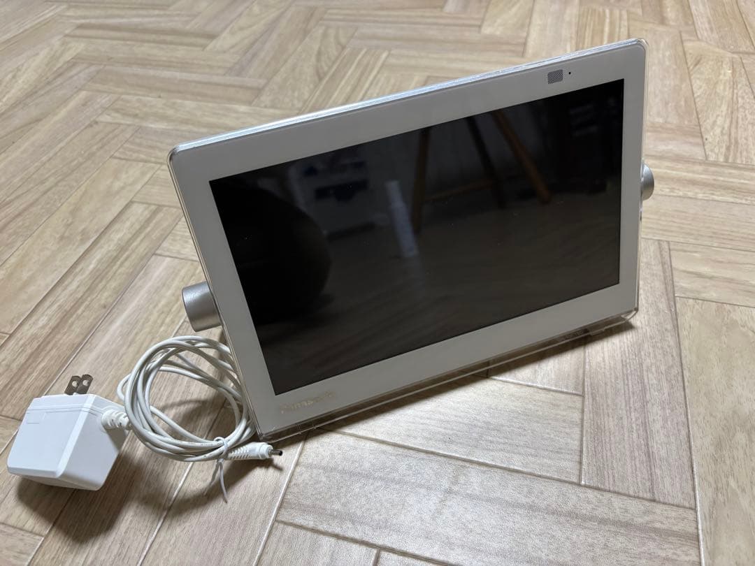 Panasonicプライベート・ビエラUN-10CT8 地上波・BS対応