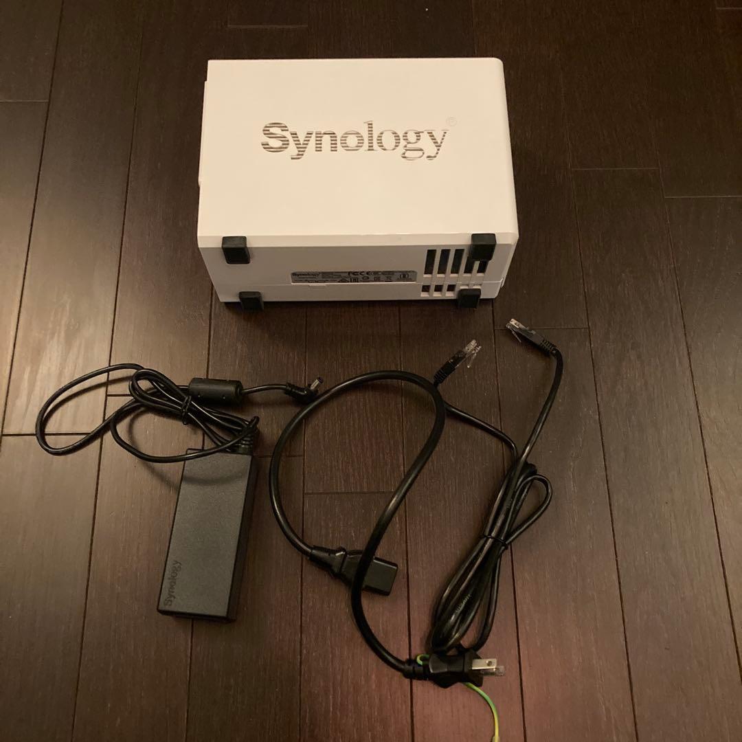 Synology DiskStation NASキット 2ベイ DS220j