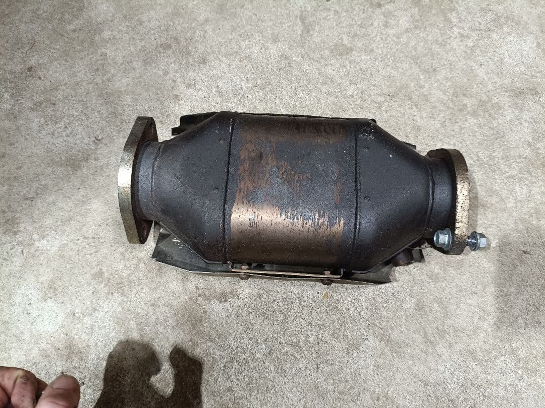 HKS メタル触媒 シルビア 180用