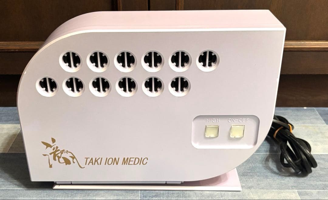 N3288 TAKI ION MEDIC イオン発生器 ピンク