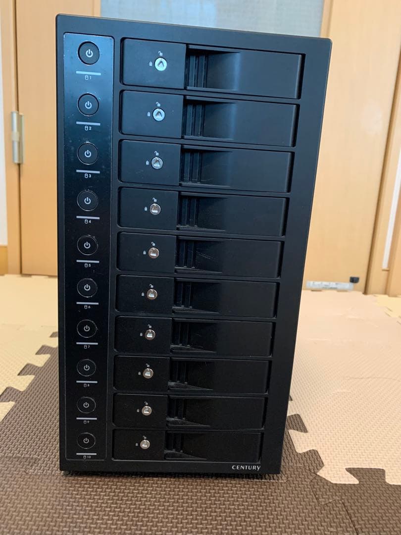 裸族のスカイタワー　センチュリー