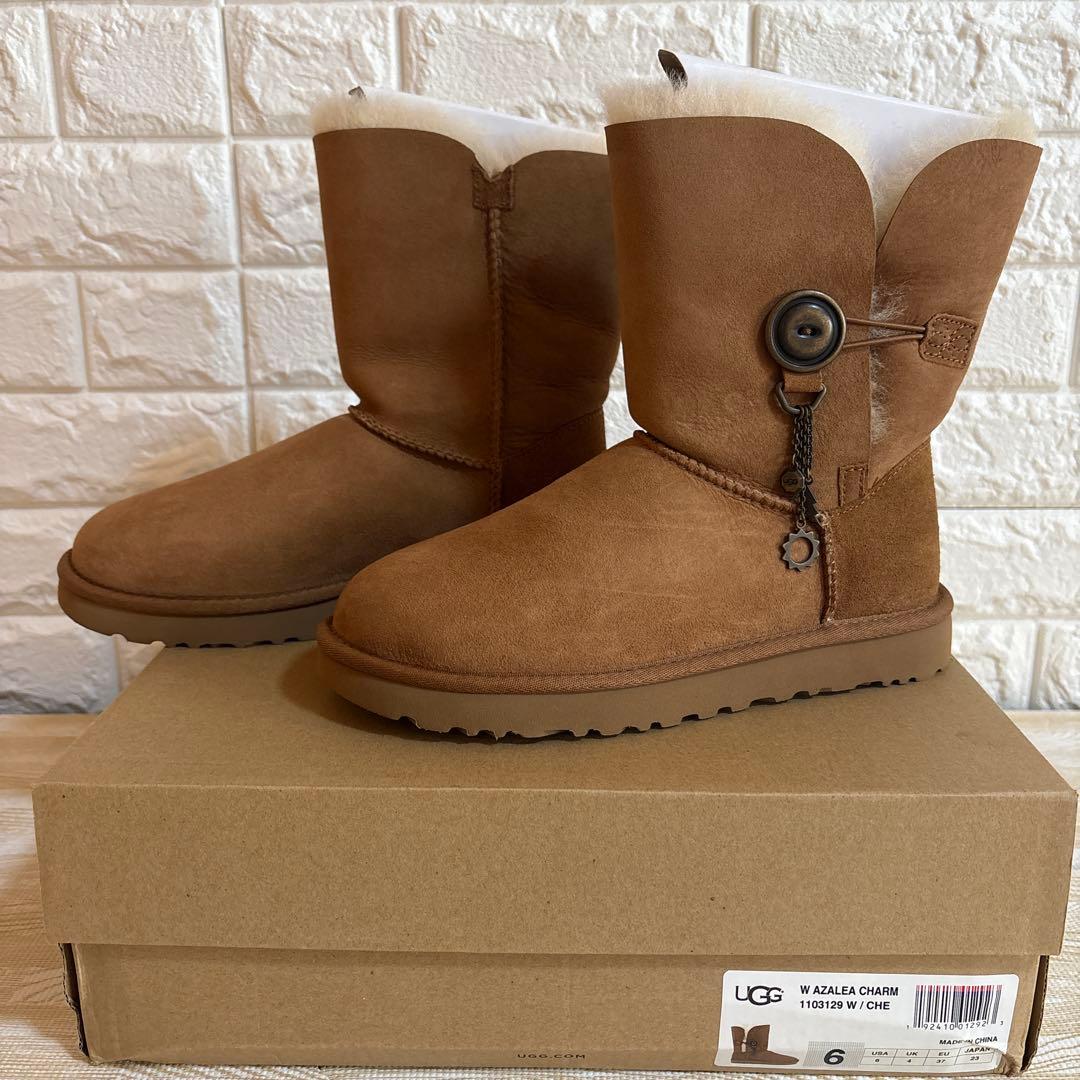 【新品】UGG Azalea Charm ムートンブーツ