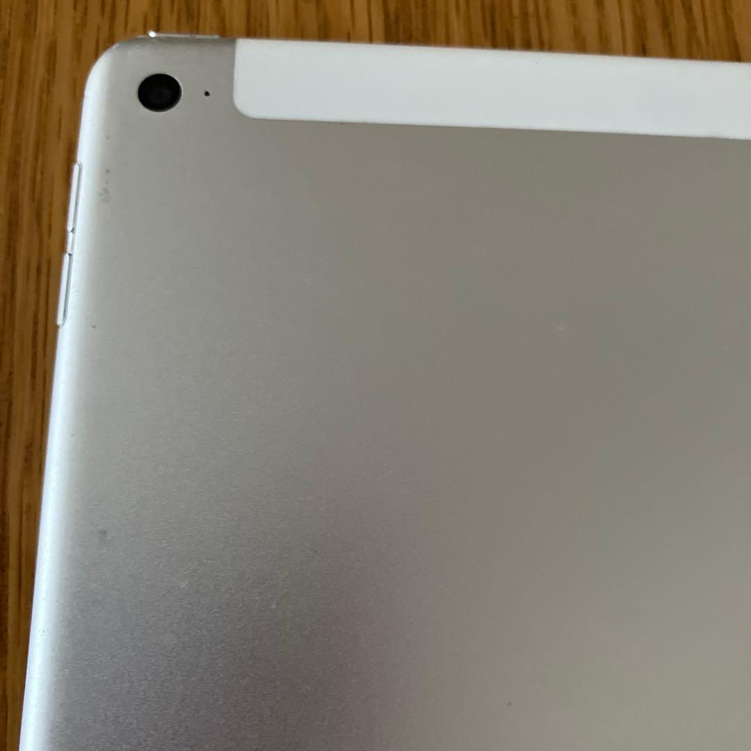 Apple iPad Air2シルバー 本体　ジャンク品