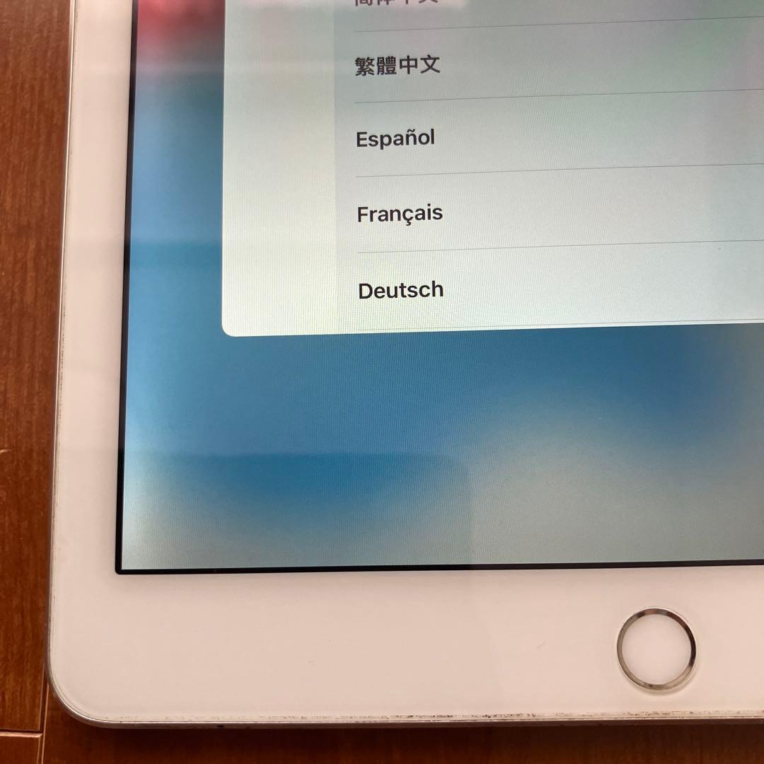 Apple iPad Air2シルバー 本体　ジャンク品