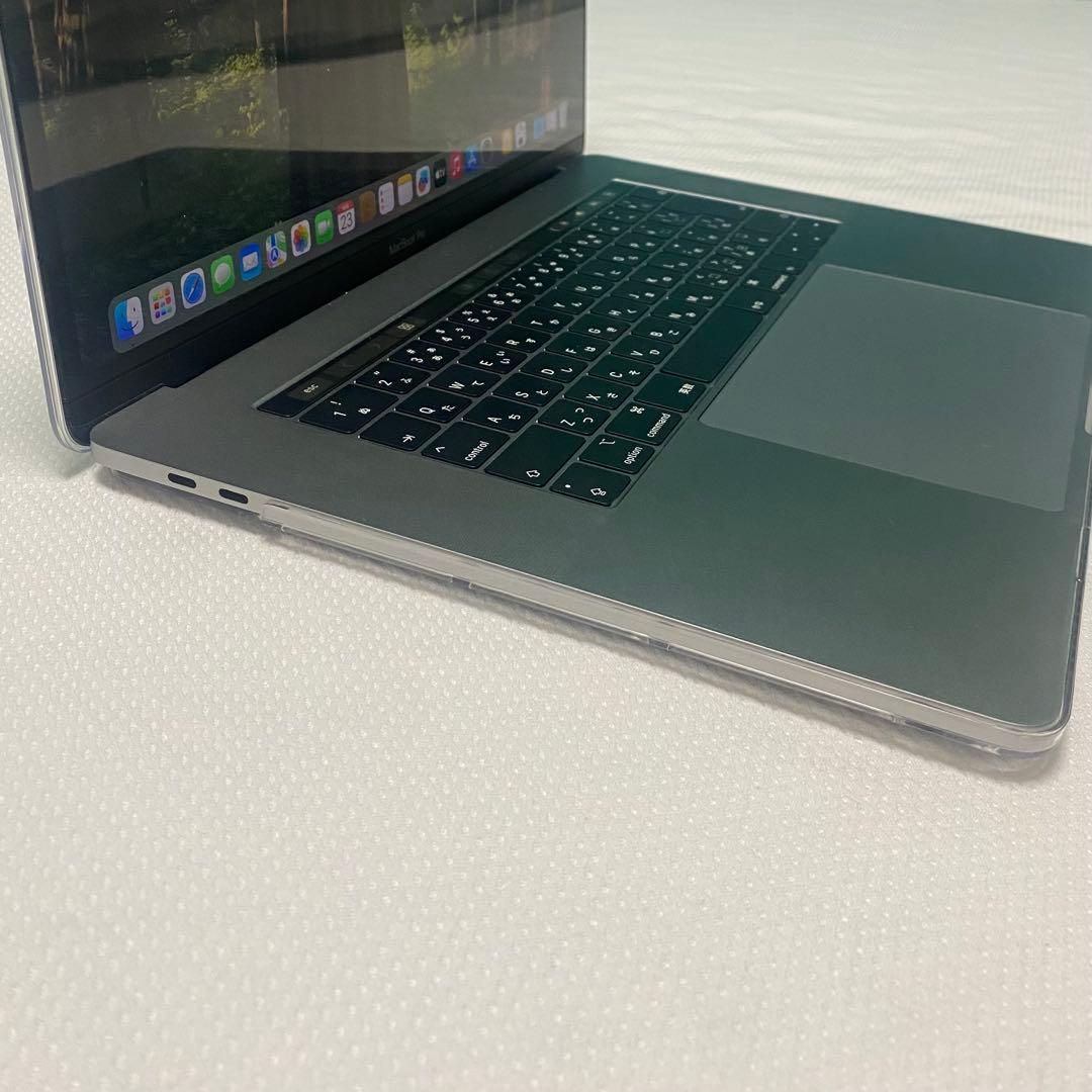 MacBookPro 15インチ 16GB 512GB 2019