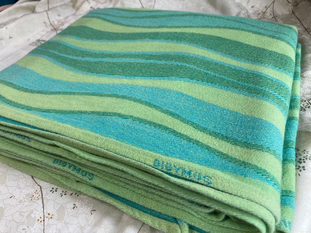 【サイズ5】DIDYMOS ベビーラップ ライム色の波