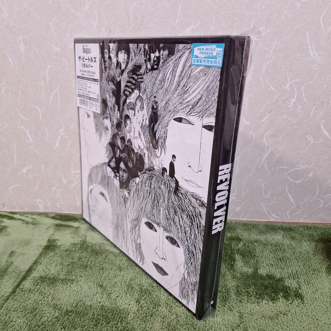 ザ・ビートルズ リボルバー　スペシャル・エディション　ポスター付き