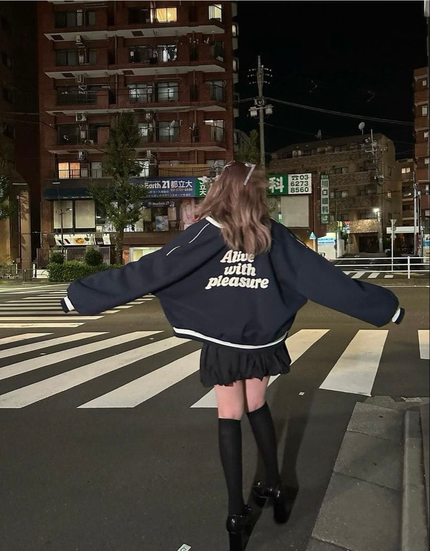 アリソンブラウン ALIVE WITH PLEASURE JACKET