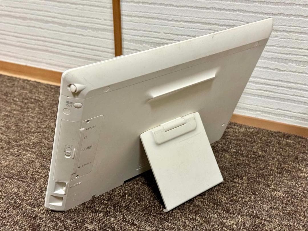 Panasonic SV-ME7000 10V型ポータブル液晶テレビ