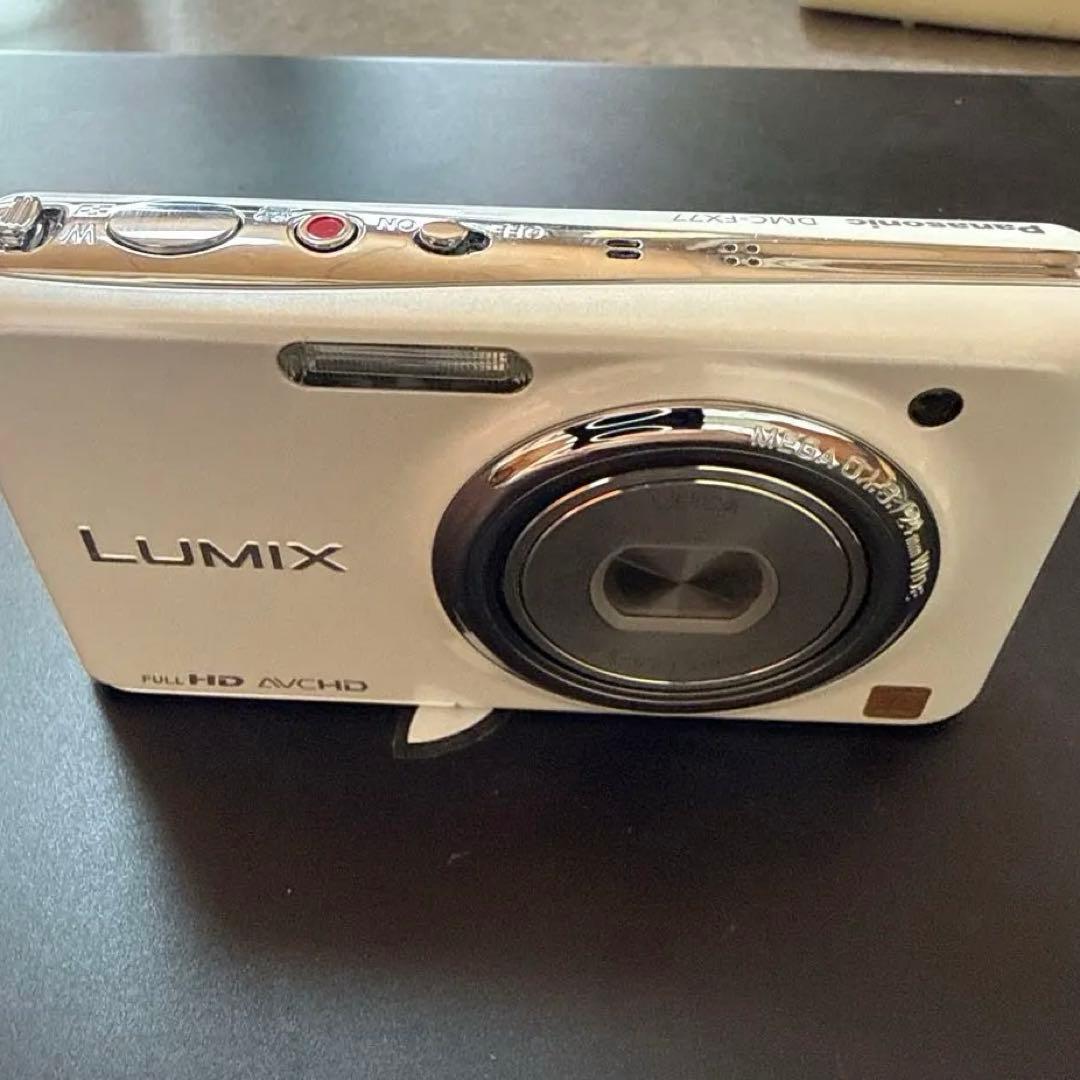 Panasonic DMC-FX77 ホワイト