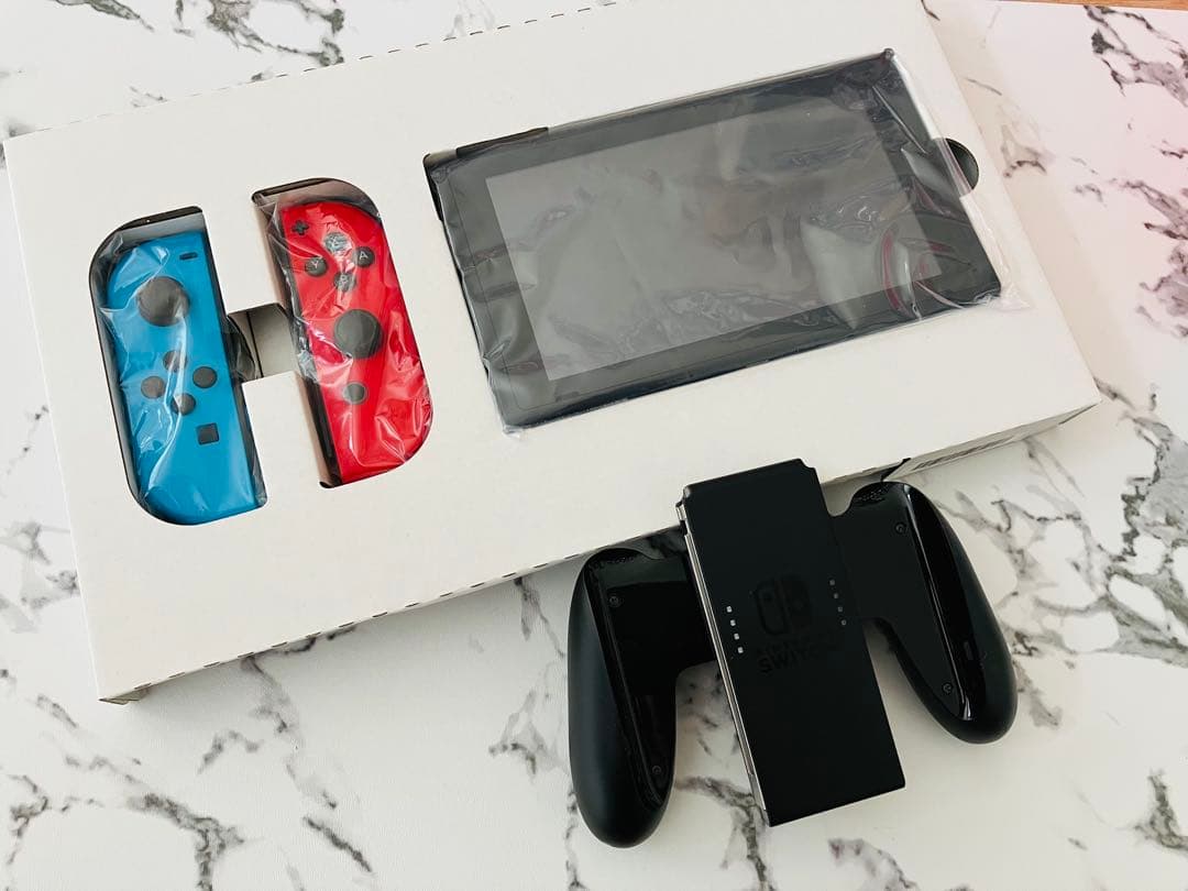 【お値下げ】Nintendo Switch 本体 Joy-Con おまけプロコン