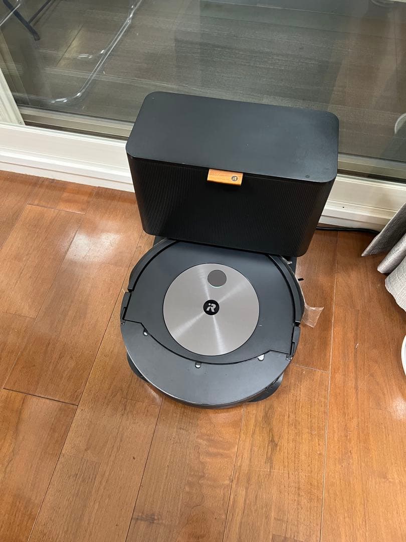 【美品】ルンバ j9+ SD ロボット掃除機 / 自動ゴミ収集 / 付属品あり