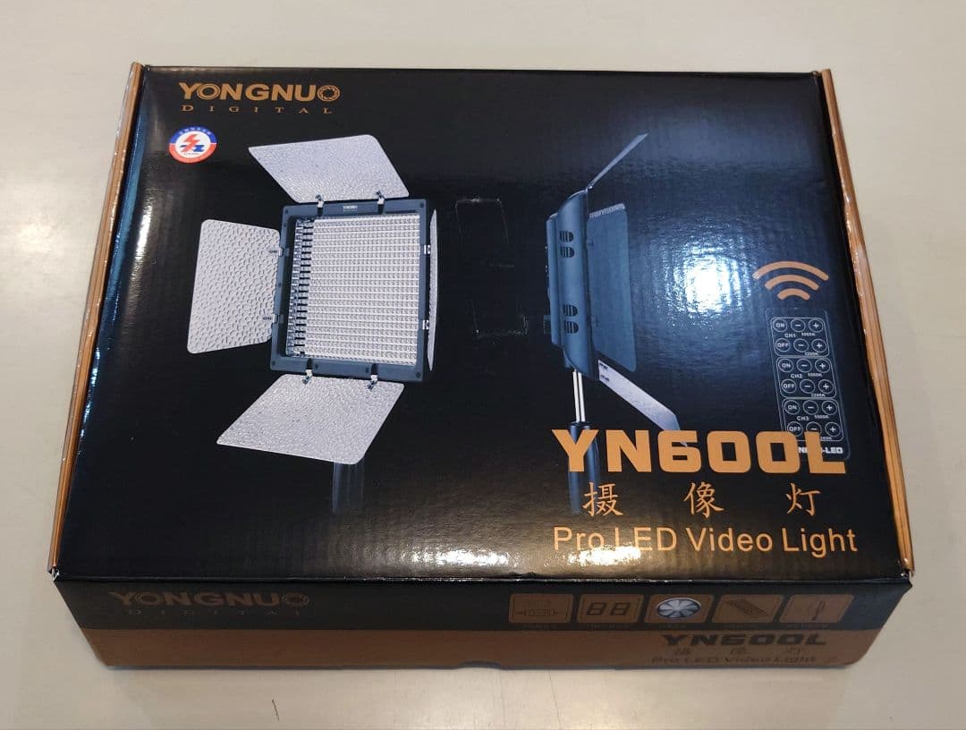 YONGNUO YN600L LEDライト 5500K 単色