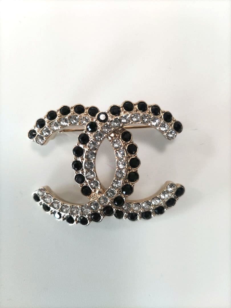 正規品　シャネル　ブローチ