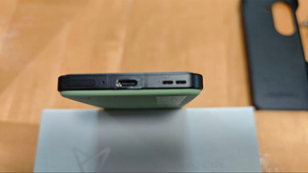 ASUS Zenfone 10(8GB) オーロラグリーン 本体