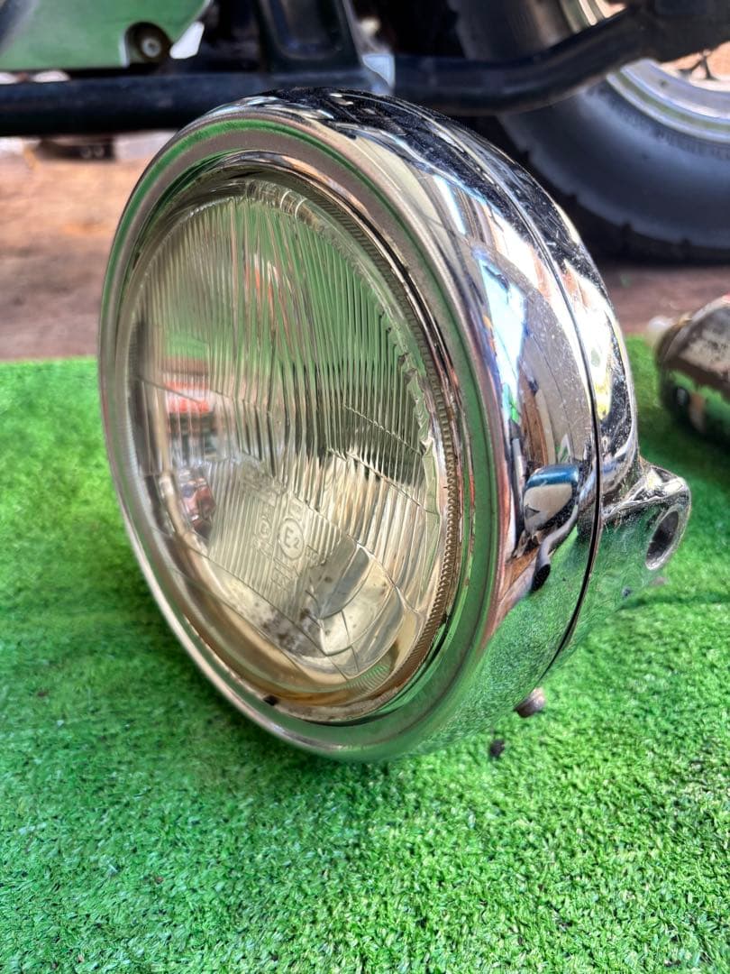 シビエ　凹み　ヘッドライト