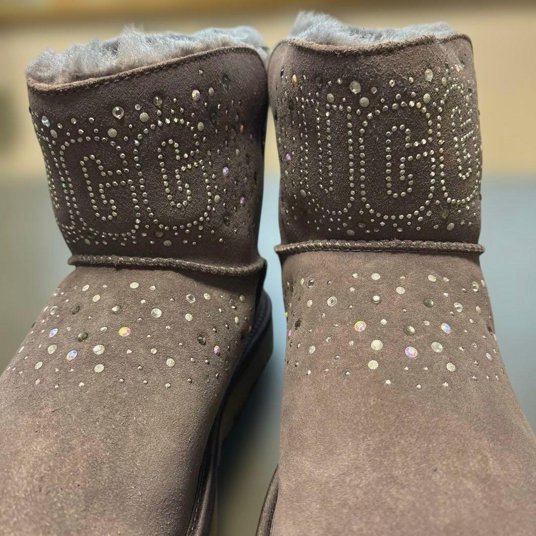 未使用　UGG ショートブーツ　25cm