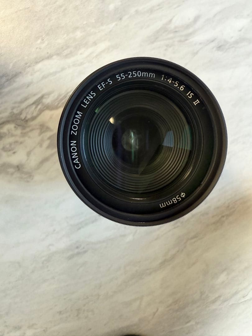 【ほぼ未使用】望遠レンズ Canon EFS 55-250mm IS Ⅱ