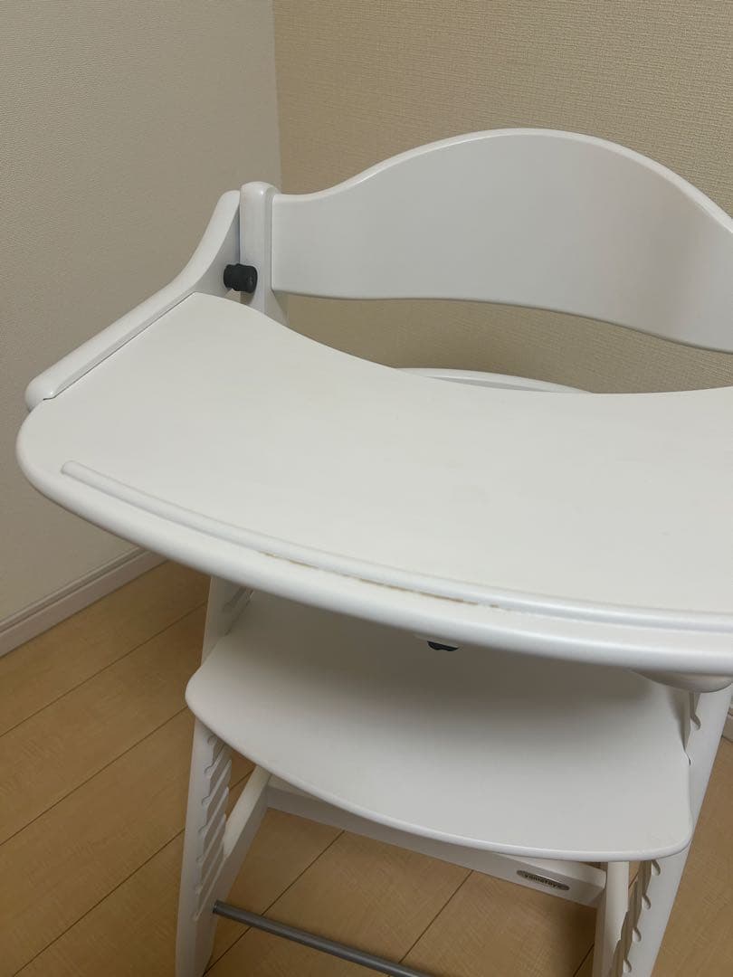 大和屋yamatoya すくすくチェアプラステーブル付き 白