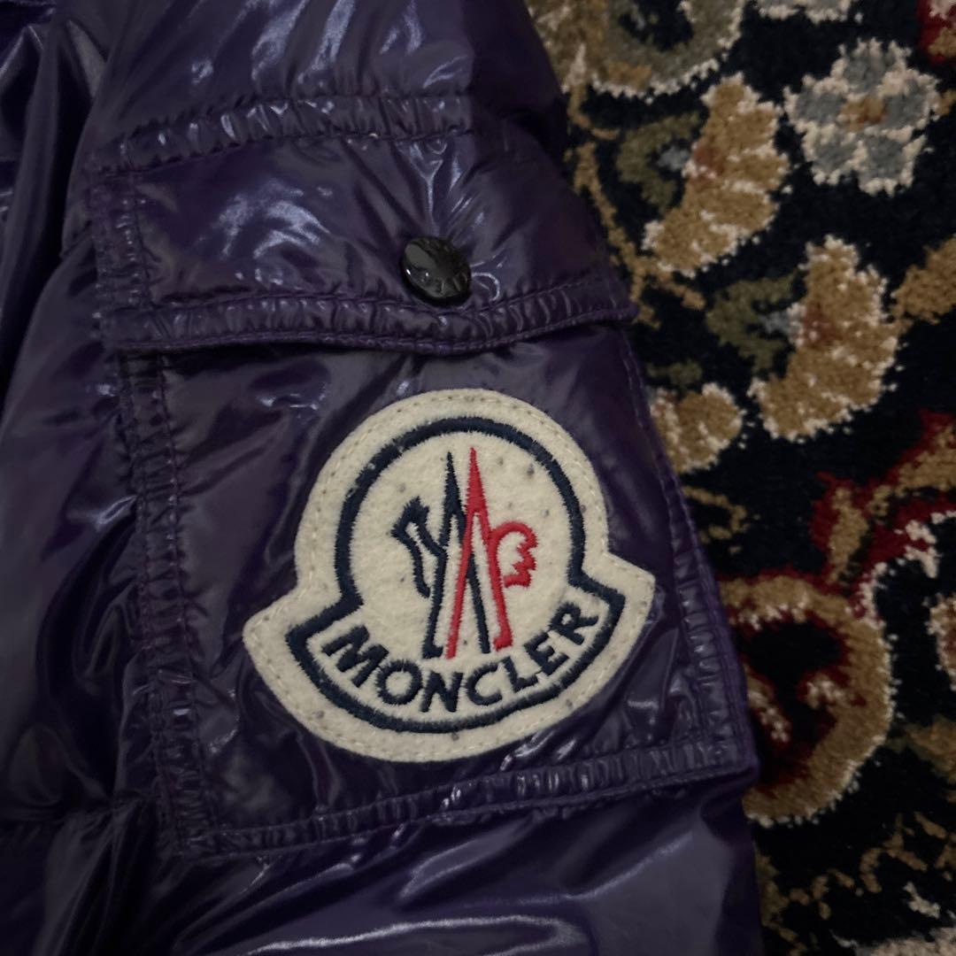MONCLER フード付きダウンジャケット 紫
