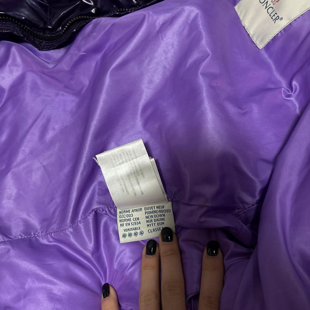 MONCLER フード付きダウンジャケット 紫