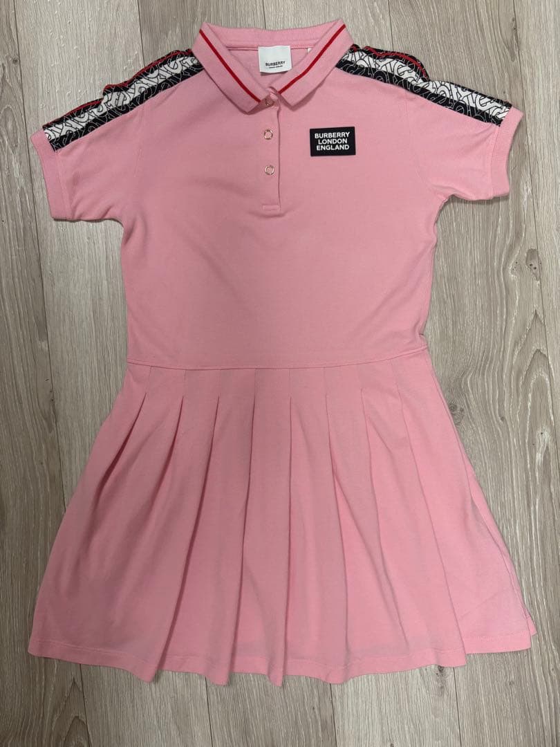 BURBERRY ピンク ポロワンピース 半袖
