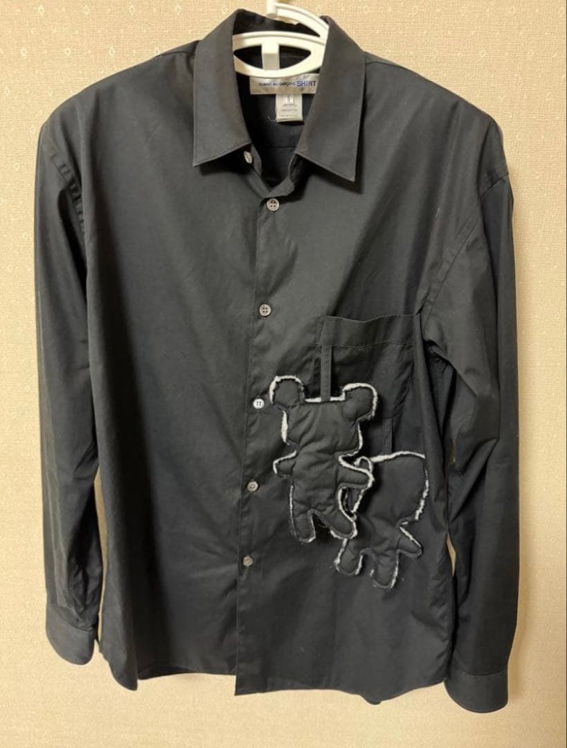 激安　COMME des GARÇONS SHIRT 黒シャツ Sサイズ