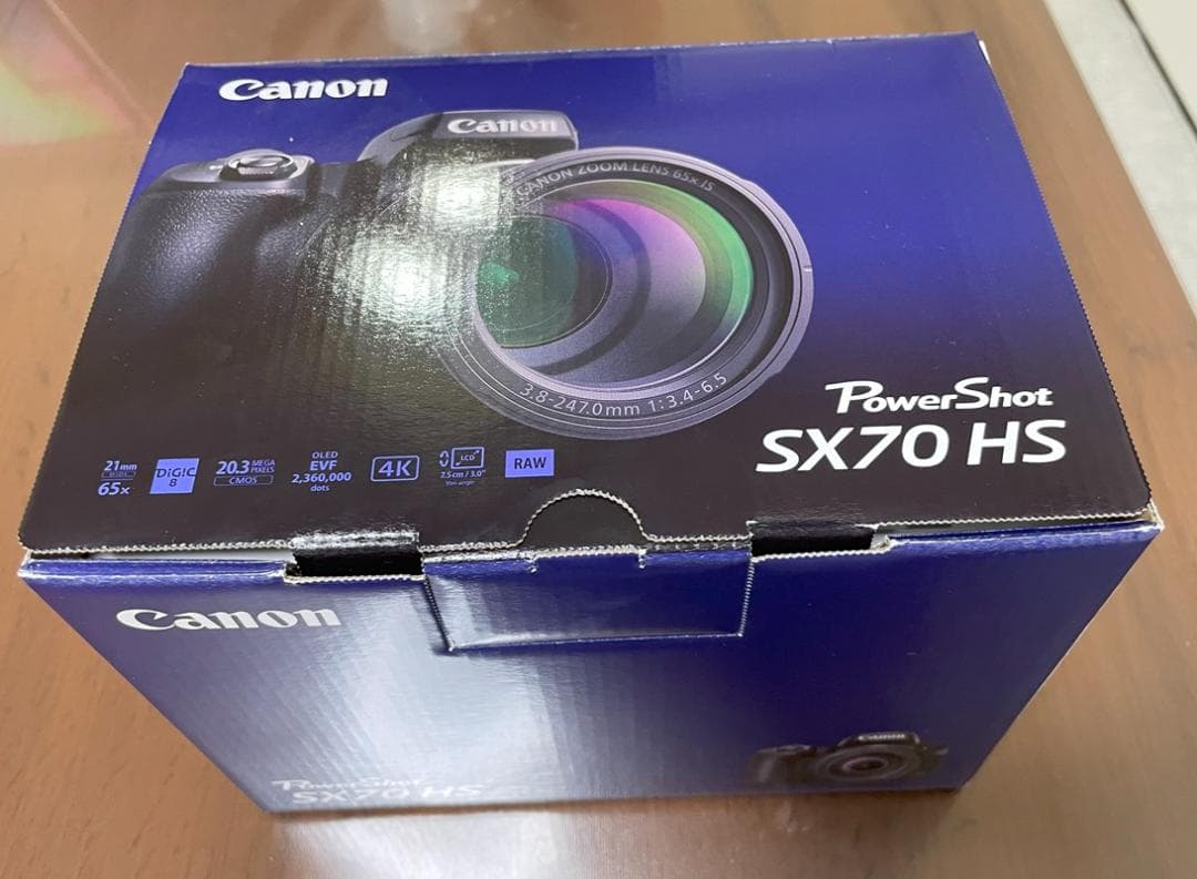 【ほぼ未使用】Canon PowerShot SX70HS 本体　付属品あり