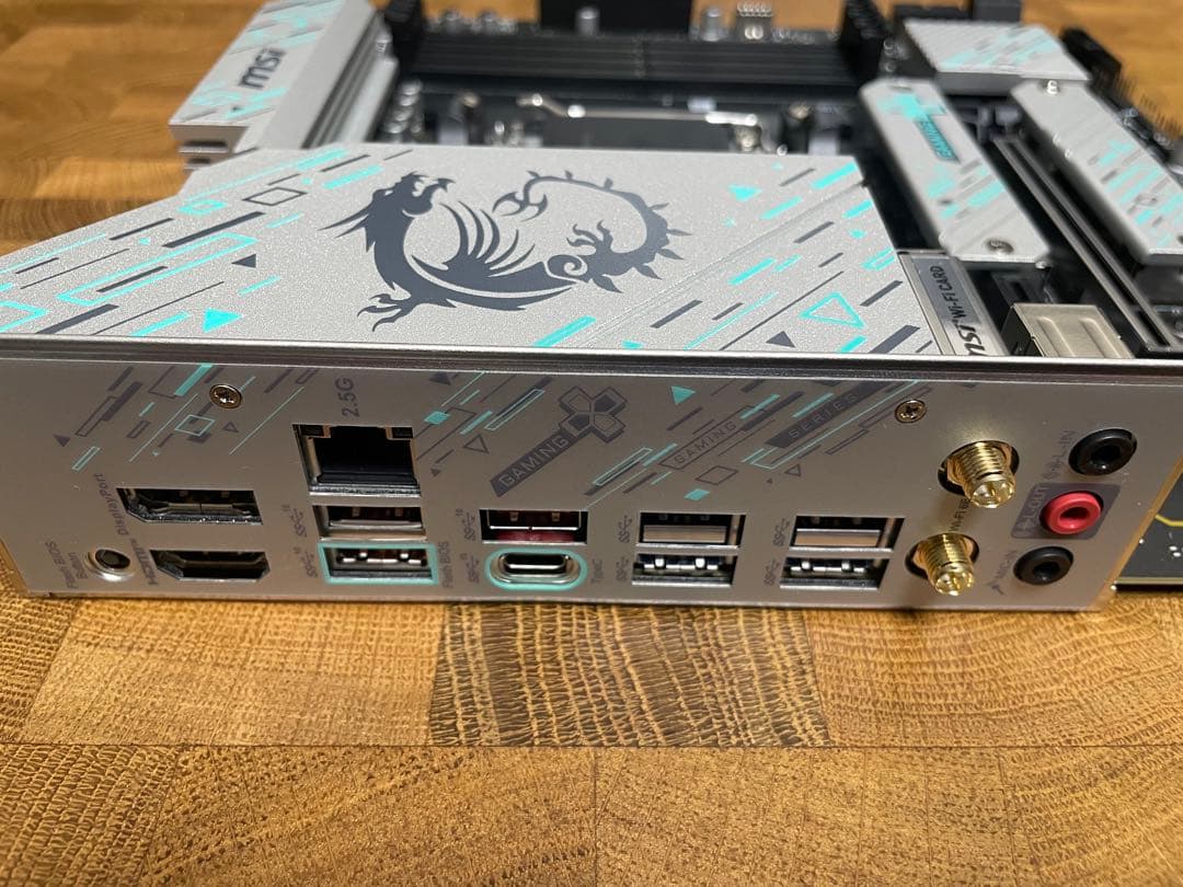 MSI B650M GAMING PLUS WIFI 動作確認済み