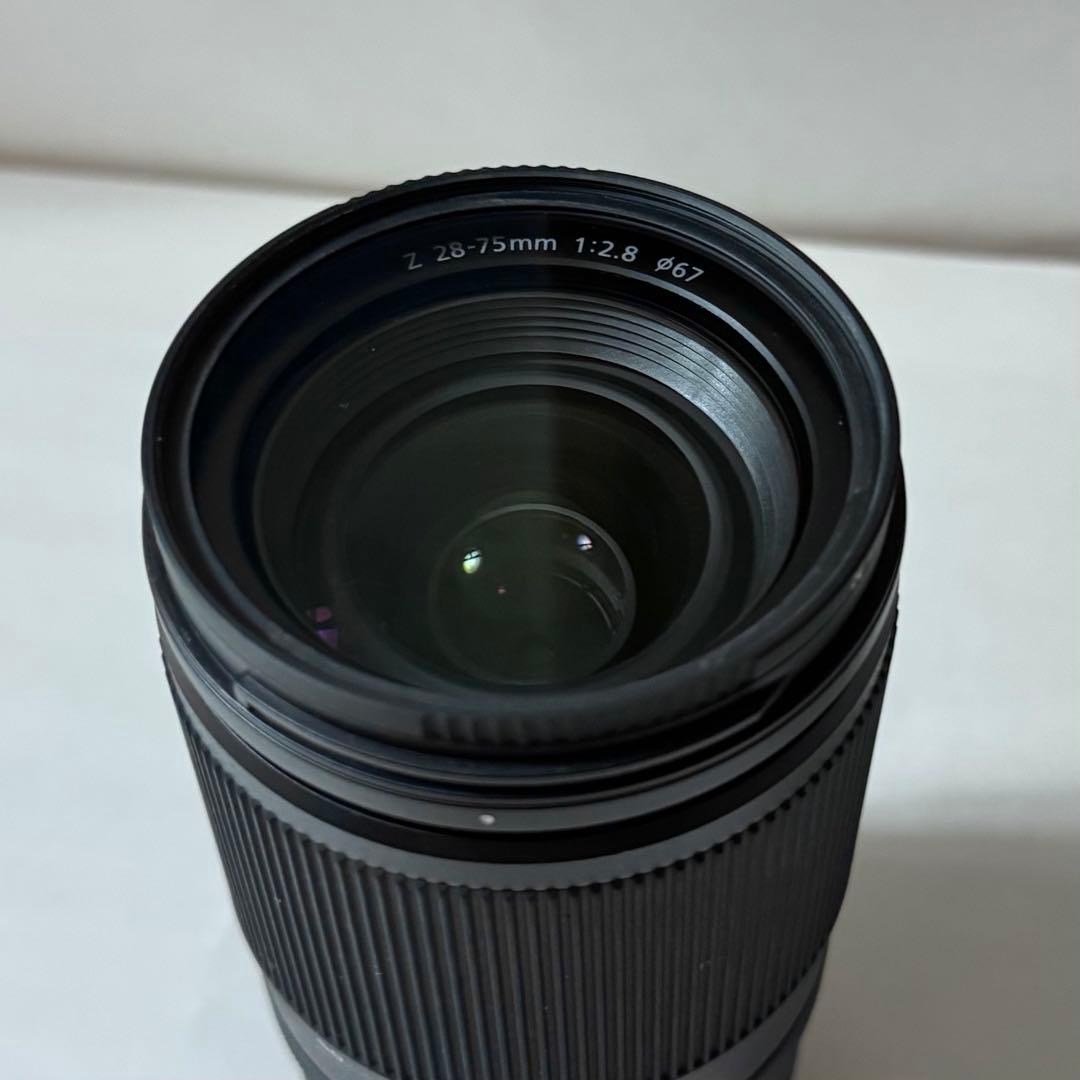 【美品】Nikon NIKKOR Z 28-75mm f/2.8 ズームレンズ